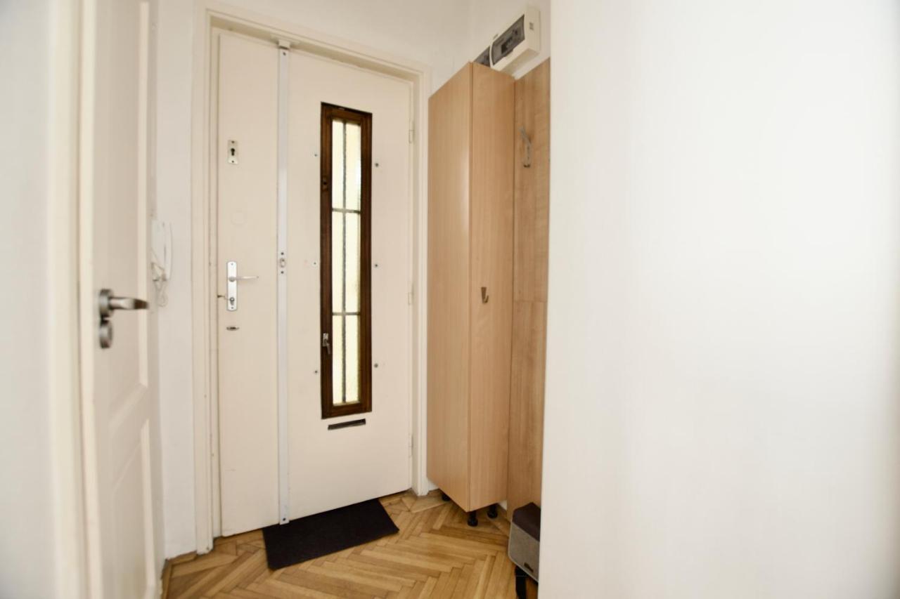 Standard Apartment by Hi5 - Petőfi 12 Budapest Bagian luar foto